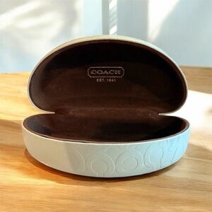 Coach Cream Embossed Hard Case/Jewelry Box/ Sunglass Case w Brown Interior EUC